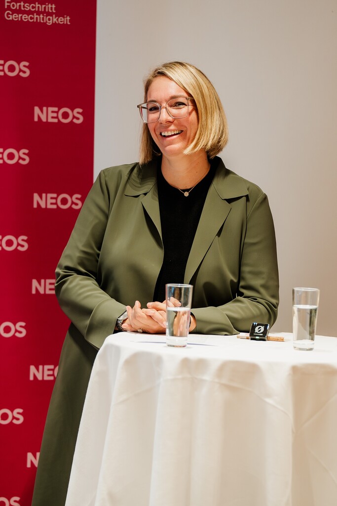 Katharina Fuchs beerbt Garry Thür im Landtag.⇒neos