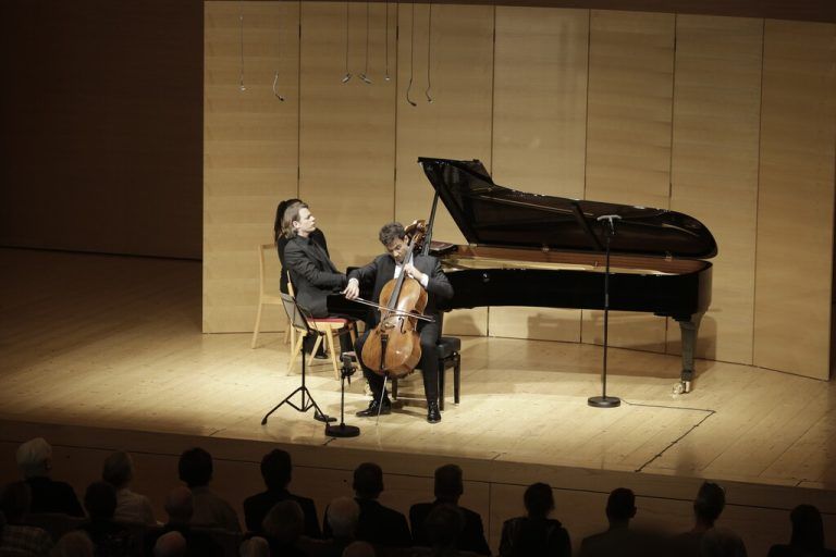 Pianist David Fray mit Cellist Victor Julien-Laferrière.⇒Schubertiade