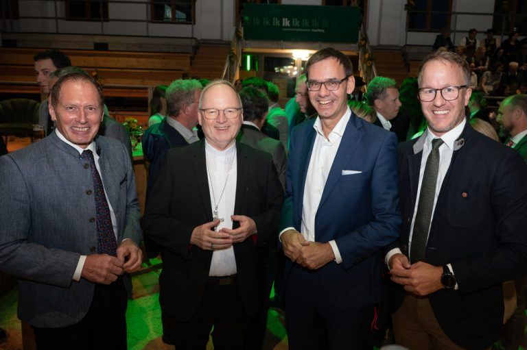 V.l.: Josef Moosbrugger, Bischof Benno Elbs, Landeshauptmann Markus Wallner und Landesrat Christian Gantner.