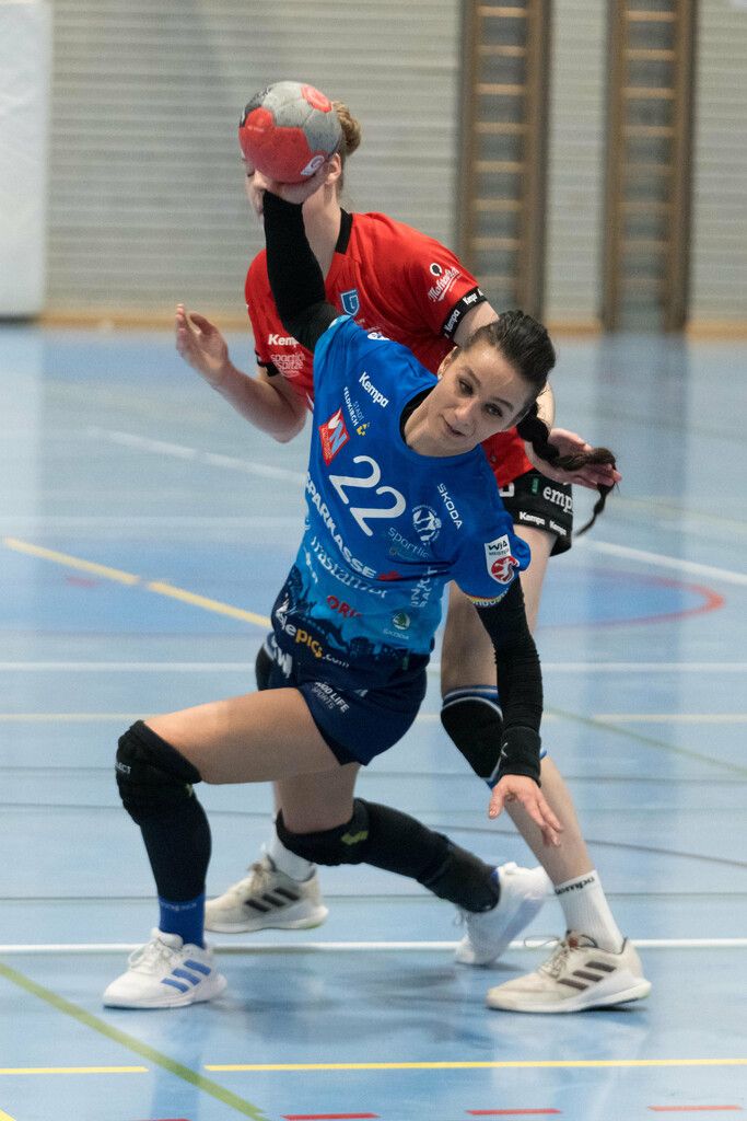 Adina Ghidoarca traf sieben Mal.⇒Stiplovsek