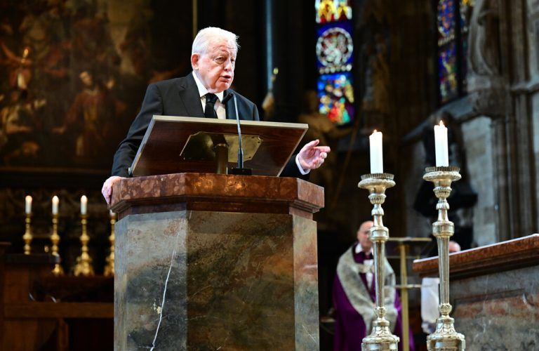 Alt-Bundeskanzler Franz Vranitzky bei der Trauerfeier im Staphansdom.⇒APA