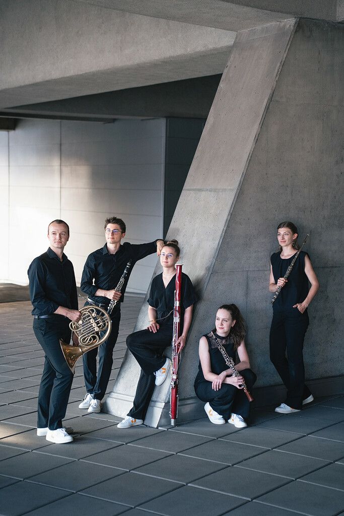 Anton Doppelbauer (l.), Paul Moosbrugger, Johanna Bilgeri, Anna Eberle und Laura Moosbrugger sind die V:Töne.⇒Palurovic