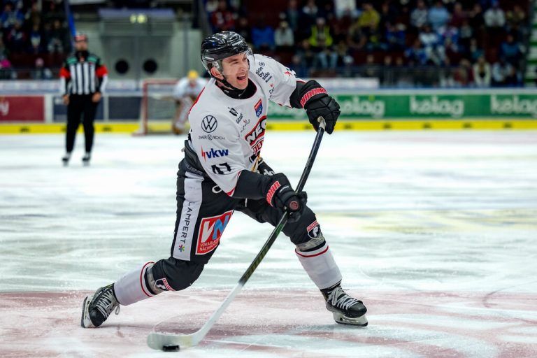 Casey Dornbach erzielte den zwischenzeitlichen Ausgleich für die Pioneers. ⇒GEPA