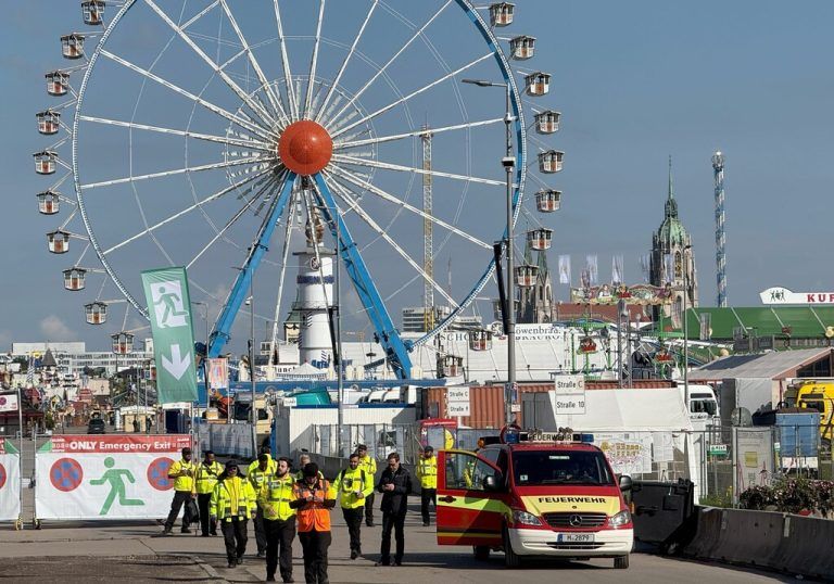 Das Oktoberfest wurde gegen 17 Uhr wieder geöffnet. ⇒⇒APA/dpa