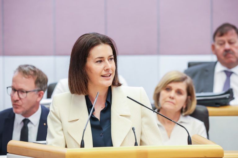 Budget: Opposition sieht „Kontrollverlust“