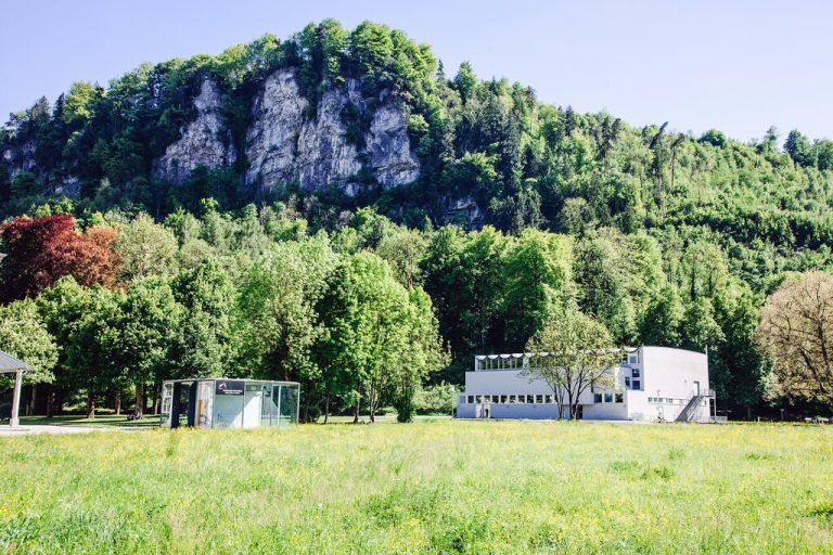 Hier sollen Lindenbäume den Wegesrand säumen.⇒magdalena türtscher