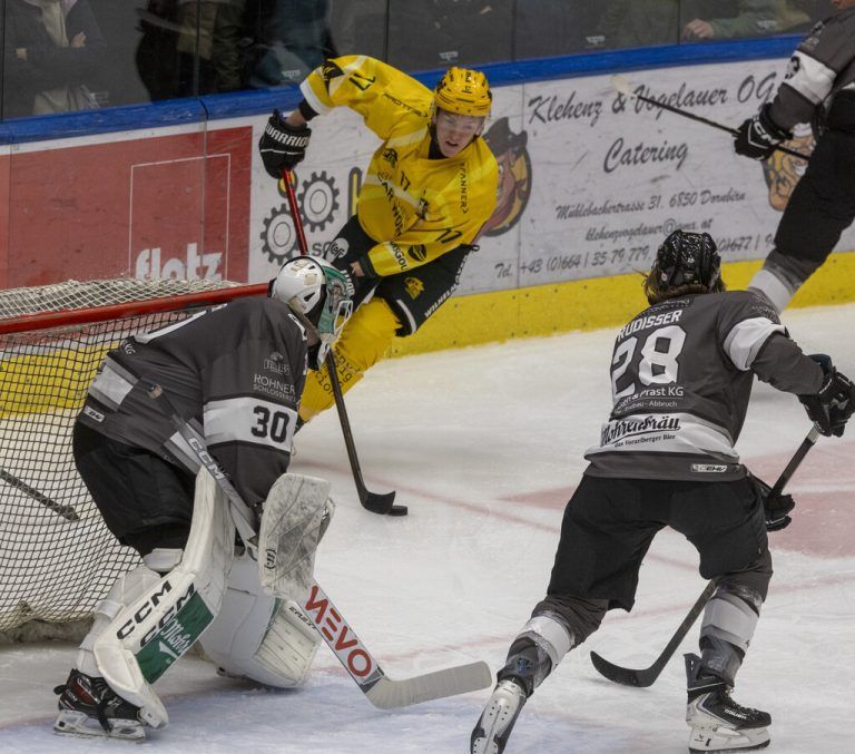 Lustenaus Derbysieg in Dornbirn war nie gefährdet.⇒Roland Paulitsch