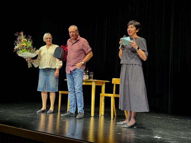 Maria Neuschmid, Stefan Vögel und Katja Jochum sorgten für viele Lacher.⇒Lutz (7)