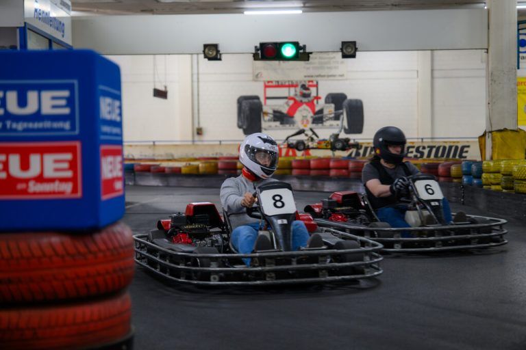 Volle Konzentration auf der Strecke: Beim Charity Race in Feldkirch gaben die Teams alles für den guten Zweck.