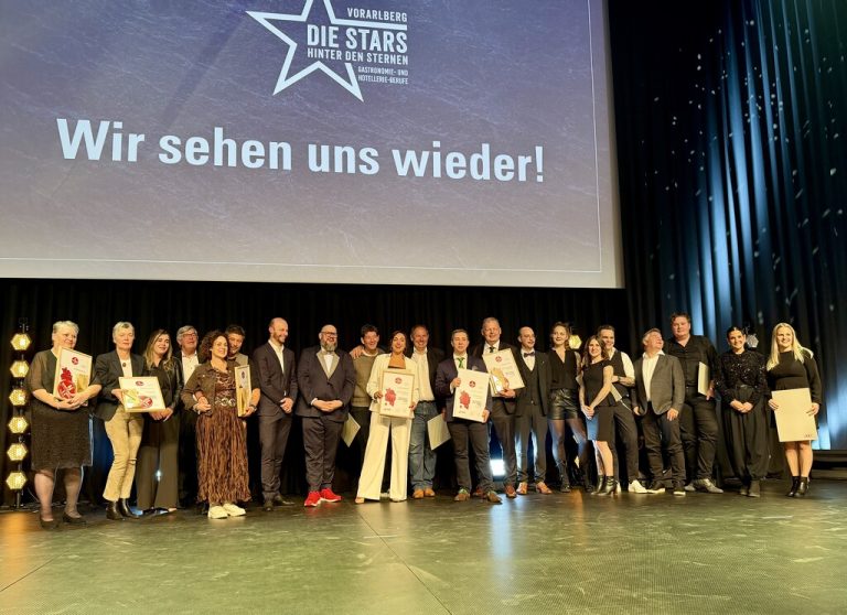 Die Sieger des Titels „Wirtshaus des Jahres“ wurden für ihre herausragende Gastfreundschaft und Qualität geehrt. lutz (7)