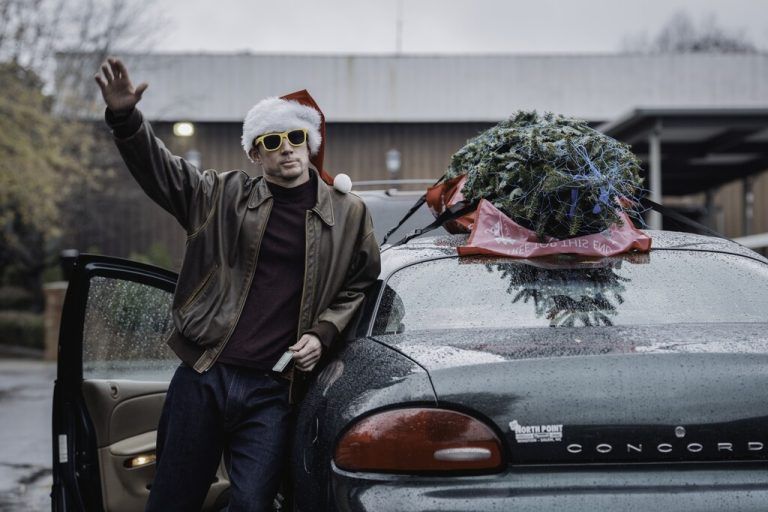 Ein charmanter Dieb mit Plan. Doch als Liebe ins Spiel kommt, gerät alles ins Wanken. ⇒Constantin Film