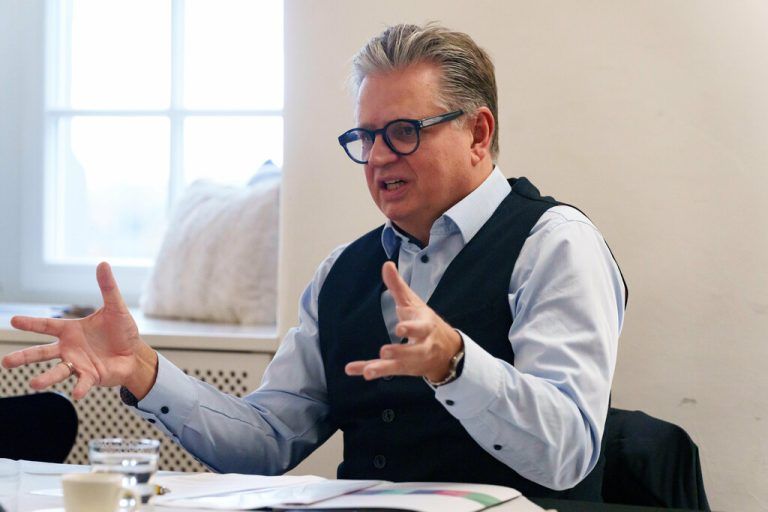 „Gesunder Sparkurs – ohne Personalabbau“