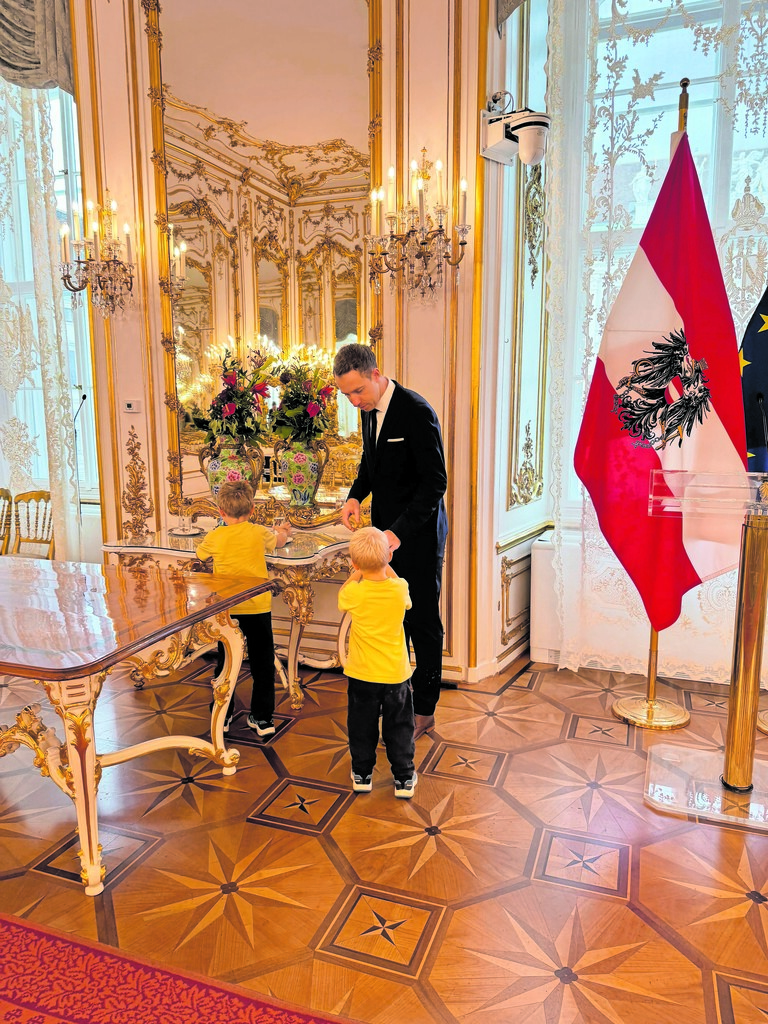 Goldener Besuch in der Hofburg
