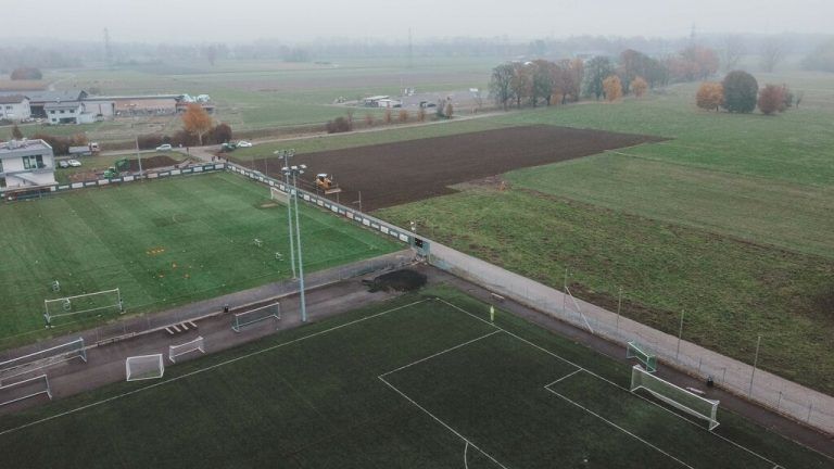 Hier entstehen in Altach zwei neue Trainingsplätze. ⇒Verein