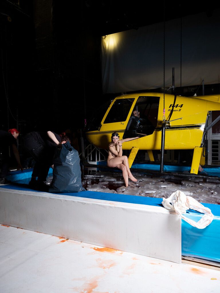 Performance-Kunst von Florentina Holzinger.⇒KUB