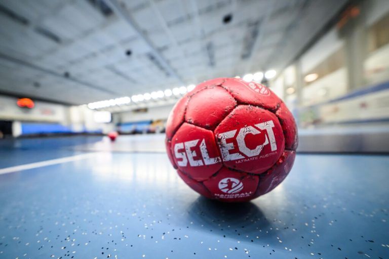 Ab 18 Uhr geht es in der Teufelsarena in Hard zur Sache.⇒gepa