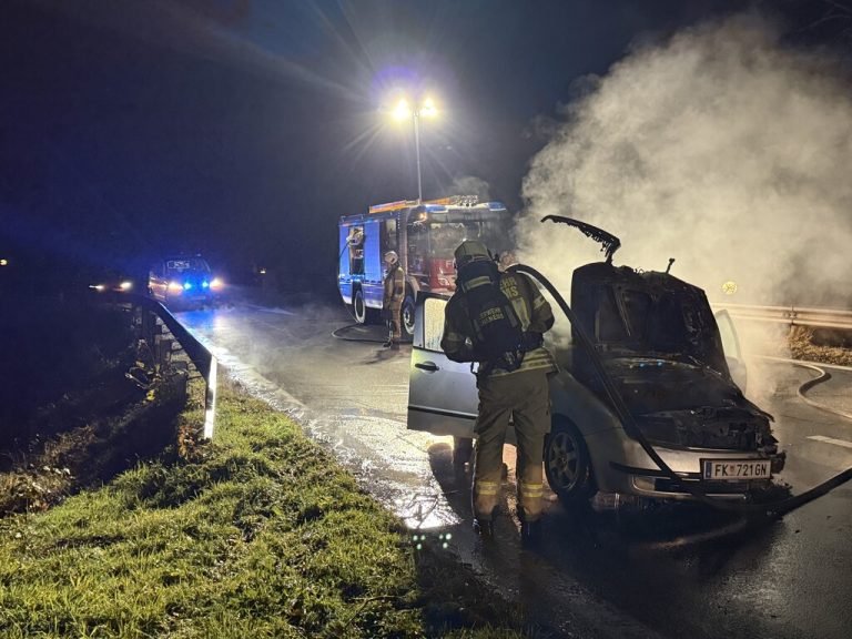 Der Alkolenker fuhr einem anderem Fahrzeug auf.⇒Vol.at