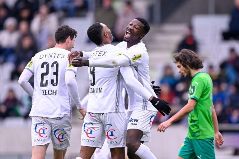 Die Altacher konnten am Tivoli gleich drei Treffer bejubeln und stehen jetzt bei 21 Punkten. ⇒GEPA (2)