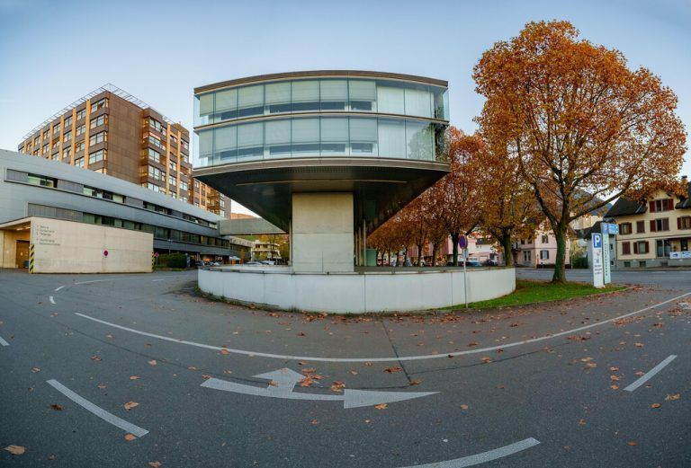 Eine Mehrheit der Leserschaft befürwortet in der Umfrage die Verlegung der Dornbirner Geburtenstation nach Bregenz.⇒dietmar stiplovsek