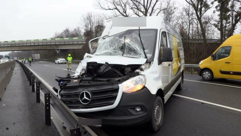 Eines der verunfallten Fahrzeuge am Freitag. Shorout