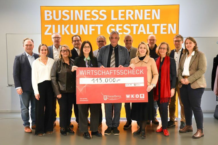 Starke Verknüpfung von Schule und Wirtschaft