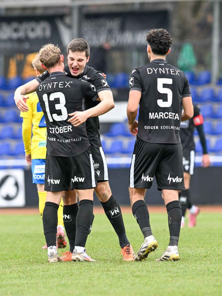 Große Erleichterung bei Schwarz-Weiß Bregenz. ⇒GEPA/Lerch