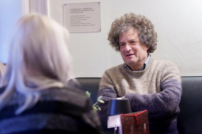 Hanno Loewy im Gespräch mit der NEUE.⇒Stiplovsek(2)