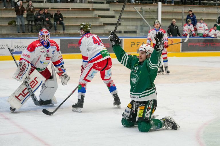 Lipsbergs wird geehrt.⇒stiplovsek