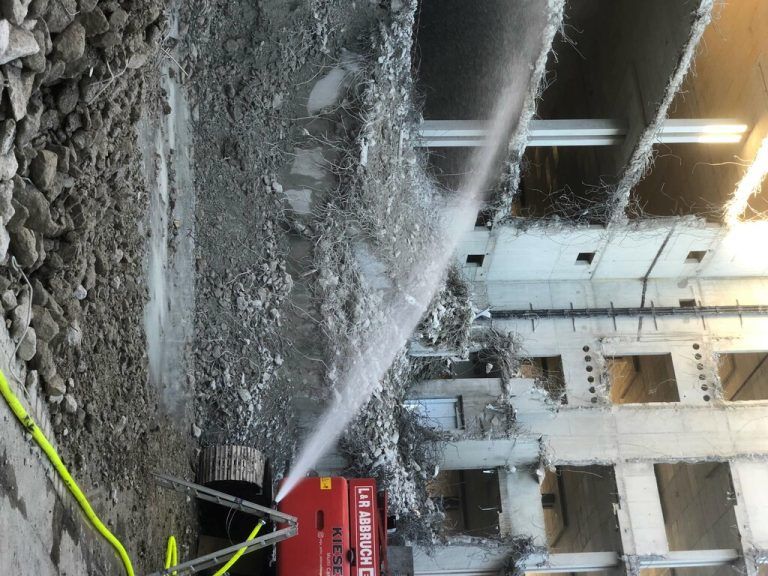 Mit „Betongold“ lässt sich ein Stück Zeitgeschichte erwerben.⇒Brown