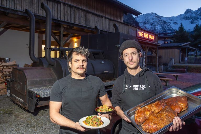 Oliver Hammer (links) und Fabian Beck vereinen Tradition und Kreativität.⇒Hartinger