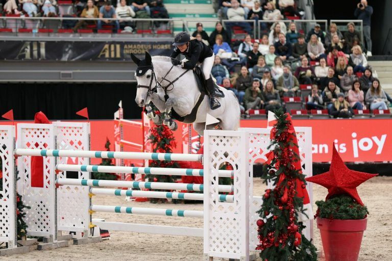 Rhomberg ritt auf Colestus Cambridge am Samstag auf Platz drei in Salzburg.⇒Oneclickfoto