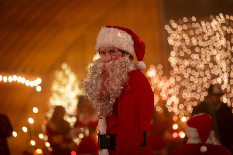 Wenn Weihnachten zur Horrornacht wird – Billys dunkle Vergangenheit fordert grausame Konsequenzen. ⇒constantin film