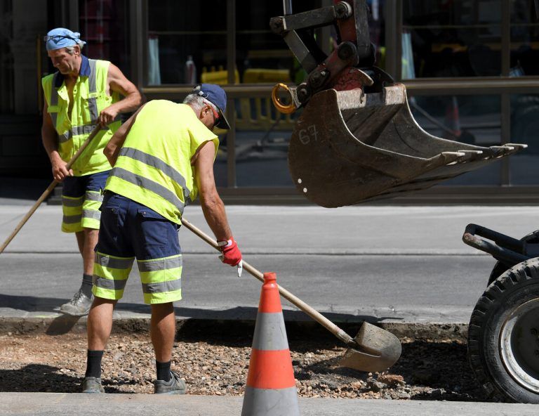 Wer im Freien arbeitet, soll besser geschützt werden. ⇒APA