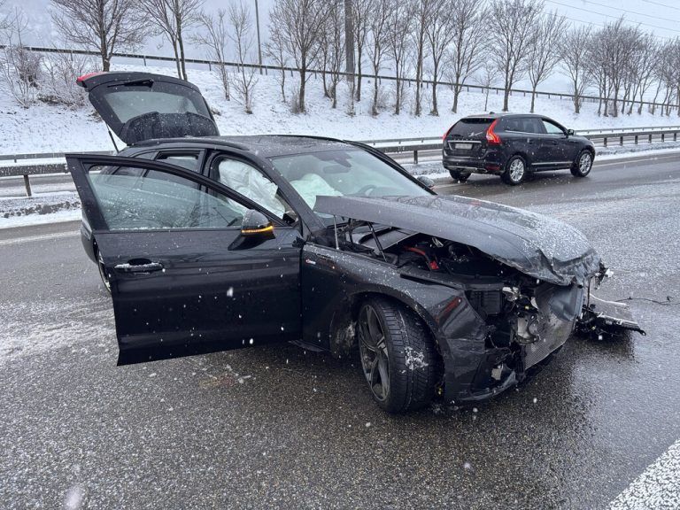 Bei einem Unfall in Bad Ragaz entstand am Auto Totalschaden. ⇒Kapo St. Gallen