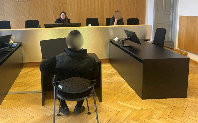 Der Angeklagte bekannte sich zum Hauptvorwurf nicht schuldig.⇒Neue