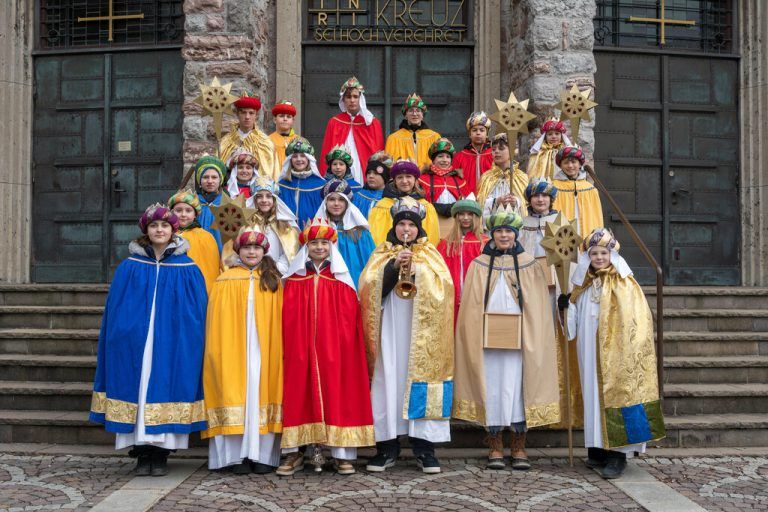 Insgesamt sind in der Pfarre Heilig Kreuz Bludenz an vier Tagen 23 Kinder- und zwei Erwachsenengruppen unterwegs. ⇒Stiplovsek