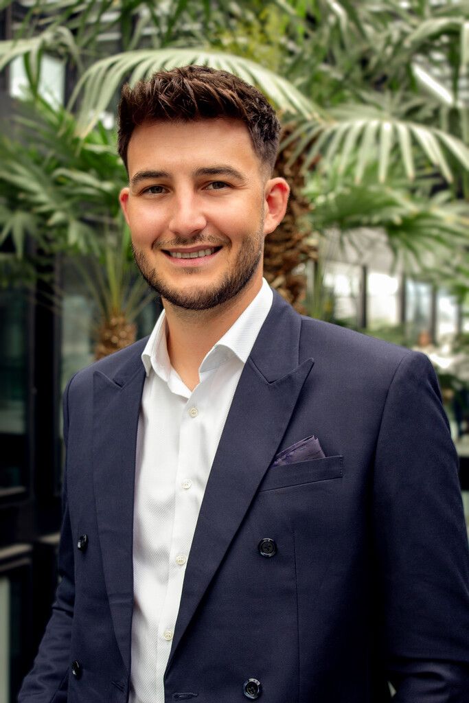 Nico Troy. ⇒⇒B&B Immobilien