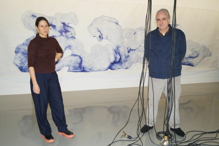 Das Künstler-Duo Michaela Kessler und Gerold Tagwerker in ihrer neuen Ausstellung. Ritter (12)