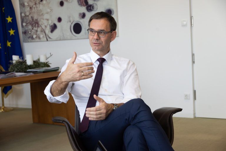 Der Landeshauptmann pocht schon länger auf das Promotionsrecht für Fachhochschulen.⇒hartinger