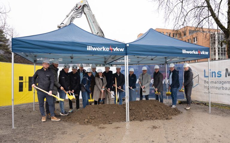 Der Spatenstich ist erfolgt.⇒illwerke