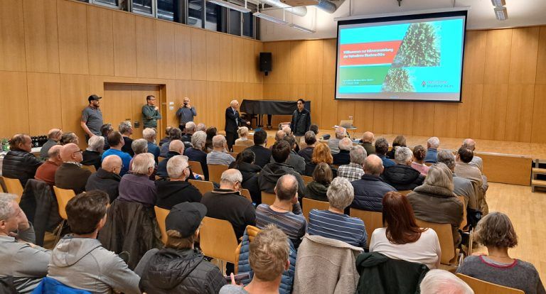 Interessierte Bürger. ⇒Stadt Bludenz