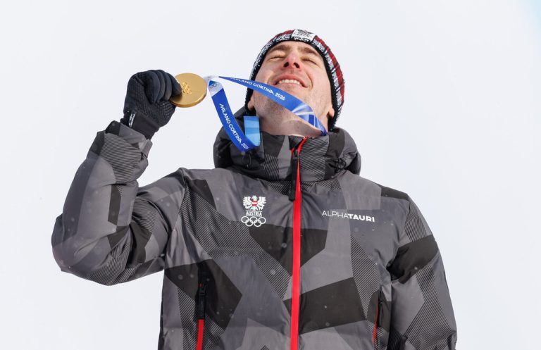 Izzi Hämmerle wiederholt 2026 seinen Olympiasieg im SBX-Einzel.⇒⇒ NEUE-Archiv (7), GEPA (4), APA (3), ÖOC, AFP