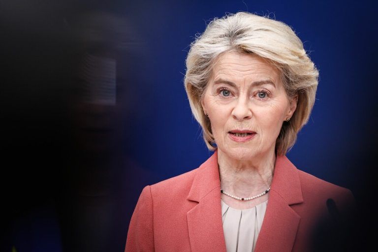 Kommissionschefin Ursula von der Leyen.⇒APA/AFP/SIMON WOHLFAHRT