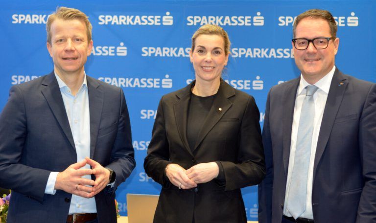 Paul Eiselsberg (Imas International), Sonja Brandtmayer (Generaldirektor Stv. Wiener Städtische) und Martin Jäger, MBA (Vorarlberger Sparkassen). ⇒zvg