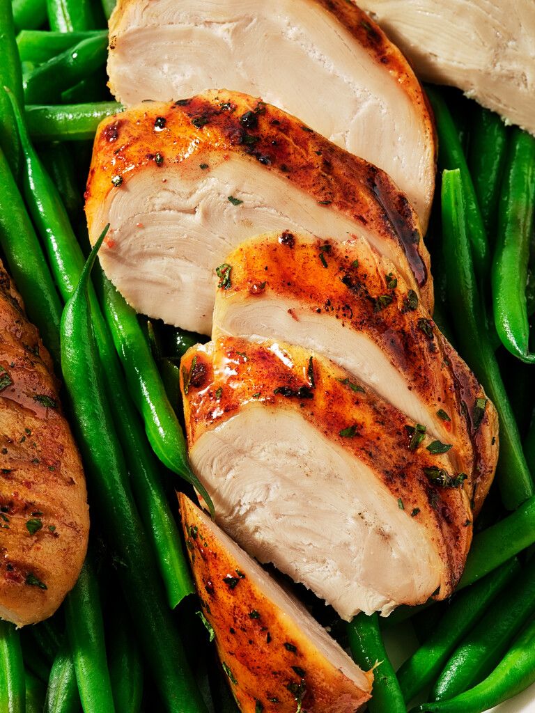 Beim Fleischersatz gehört die Textur der Produkte zu einer der größten Herausforderungen für die Produzenten. ⇒planted