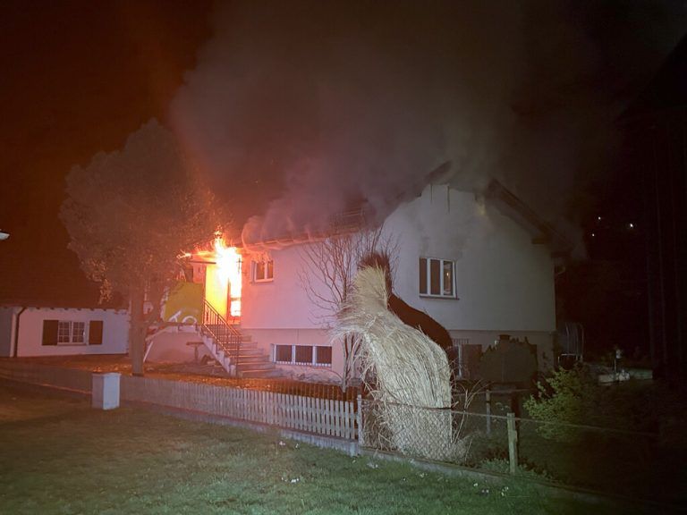 Das brennende Haus.Kanton polizei St. Gallen