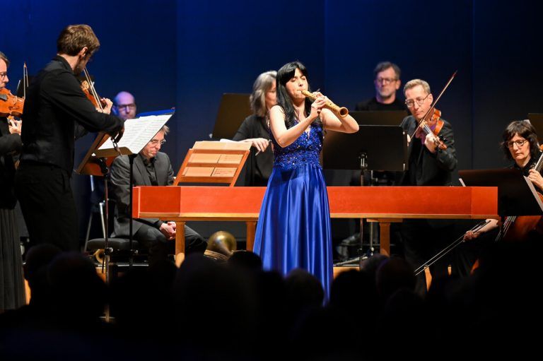 Das Concerto Stella Matutina eröffnete gemeinsam mit der Musikerin Bettina Simon die Saison. ⇒Lilli Löbl