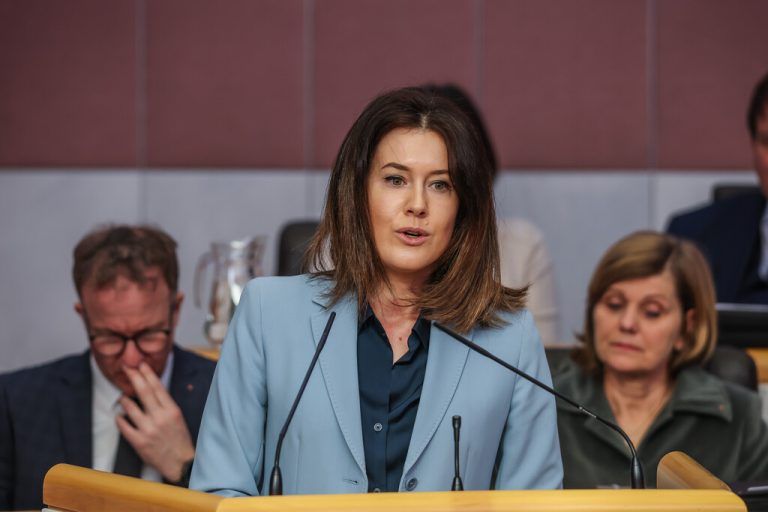 Ein Blick in den Sitzungssaal des Bundesrats im Parlamentsgebäude in Wien. ⇒APA/HALADA