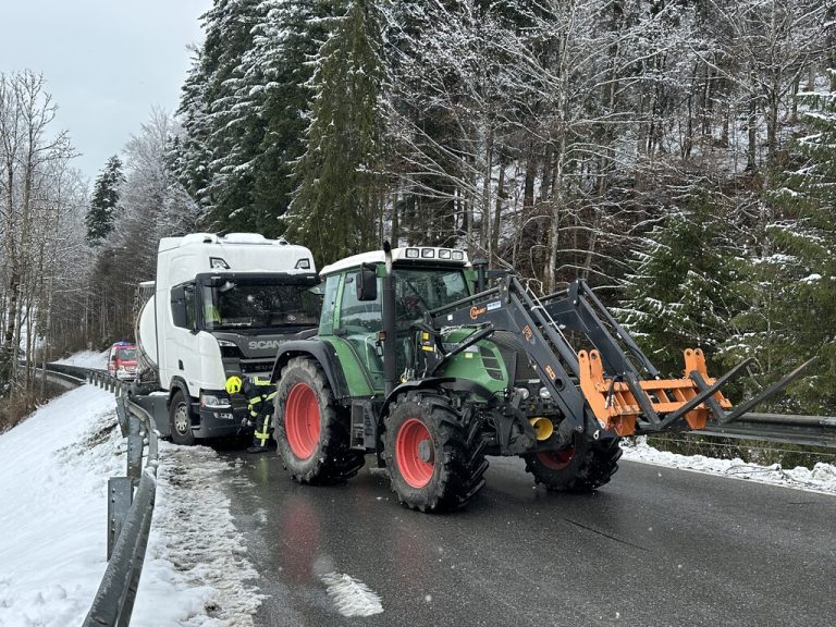 Erste Bergungsversuche in Riefensberg scheiterten.⇒vol.at/mayer