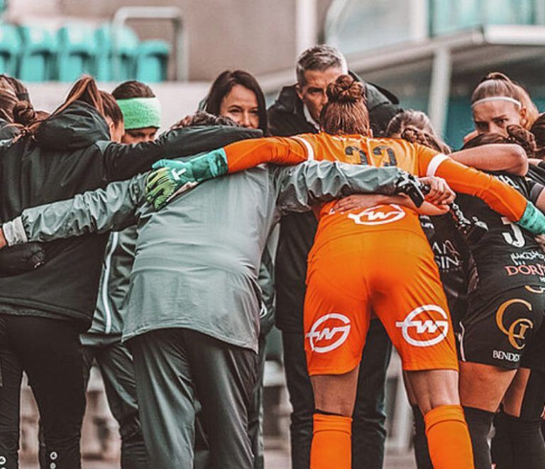 Es ist noch nichts verloren bei den SCRA-Frauen. Dennoch gibt es nach der 1:9-Heimniederlage gegen St. Pölten einiges zu besprechen.⇒scr Altach